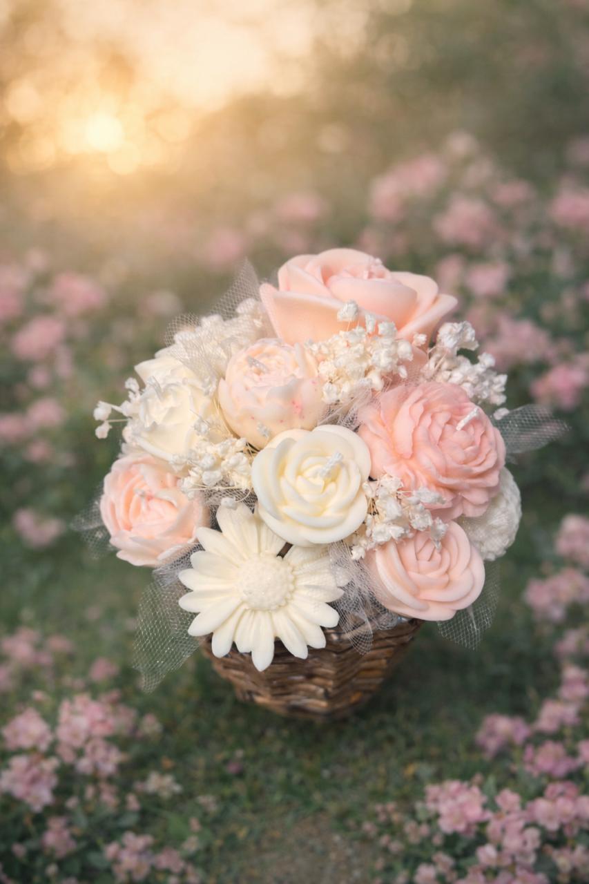 🌸 Handgemaakt Kaarsenboeket in het roos met wit🌸